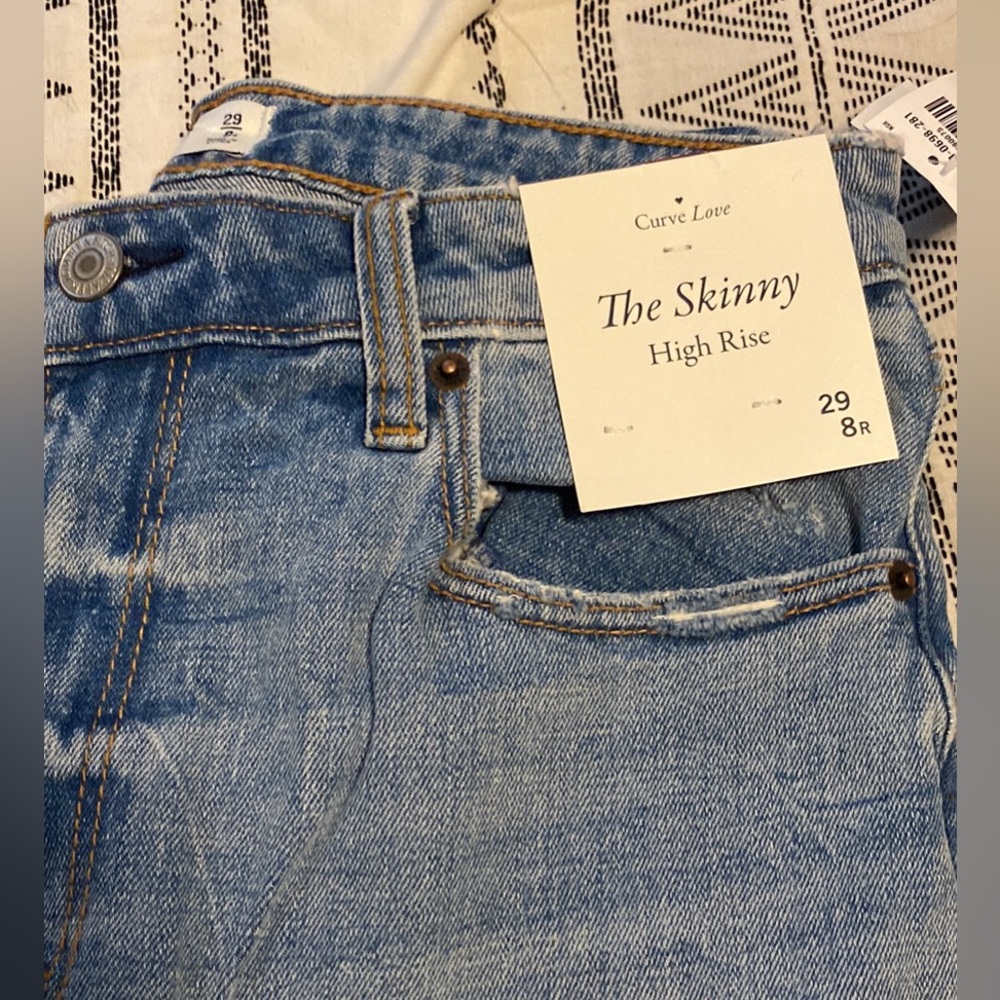 Abercrombie jeans size 8 skinny with tags
